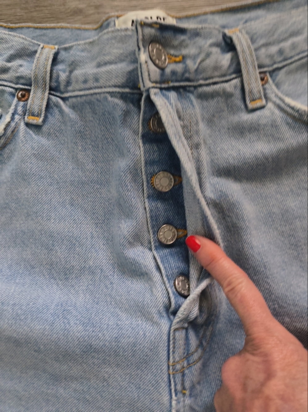 Agolde Risha Shorts - Picture 6 of 8